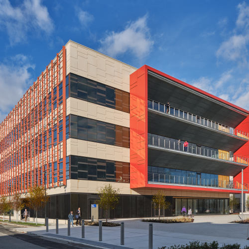 Philadelphia Navy Yard Lab Building and Parking Garage